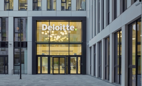 Hackathon ve finančním modelování se společností Deloitte 29. – 30. března 2023 (24 hodin)